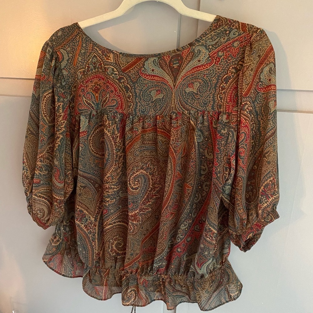American Living Brown Paisley Woman’s Blouse Size L - Vibrant Color - Picture 8 of 8